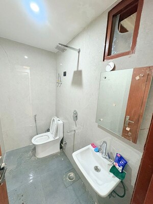 Bathroom in 1 BHK Builder Floor at Saket – for Rent