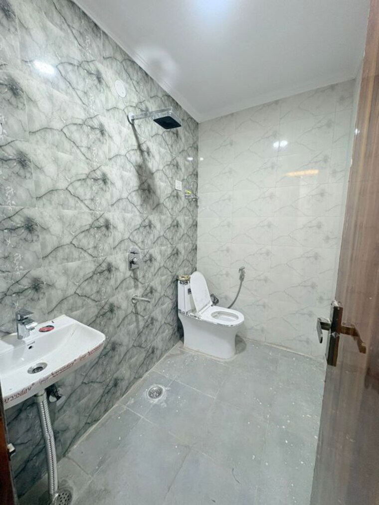 Bathroom, saket 1 Bedroom 600 Sq.Ft. Builder Floor In Saket Delhi 10220713