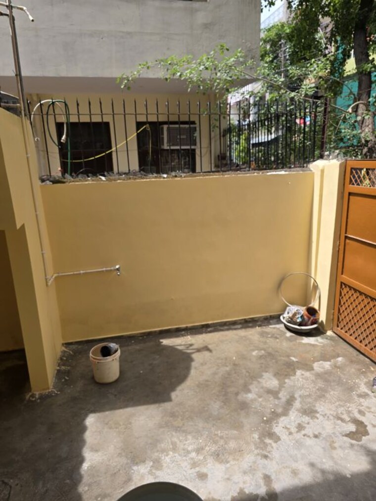 Balcony, ansal-plaza-gurgaon 2 Bedroom 1200 Sq.Ft. Builder Floor In Palam Vihar Gurgaon 10220747