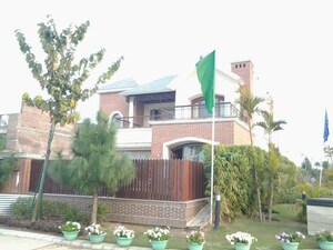  Plot – Exterior View View at Omaxe Lake, North Mullanpur - for Sale