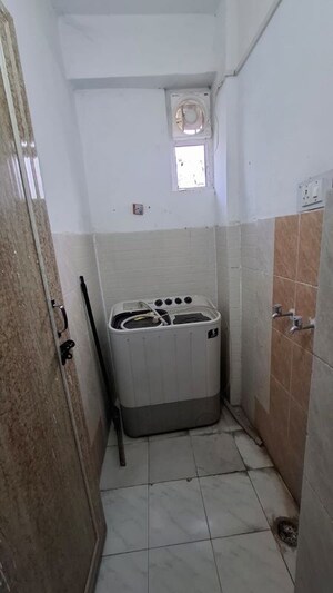 Bathroom in 1.5 BHK Apartment at Sector 10 Greater Noida – for Sale
