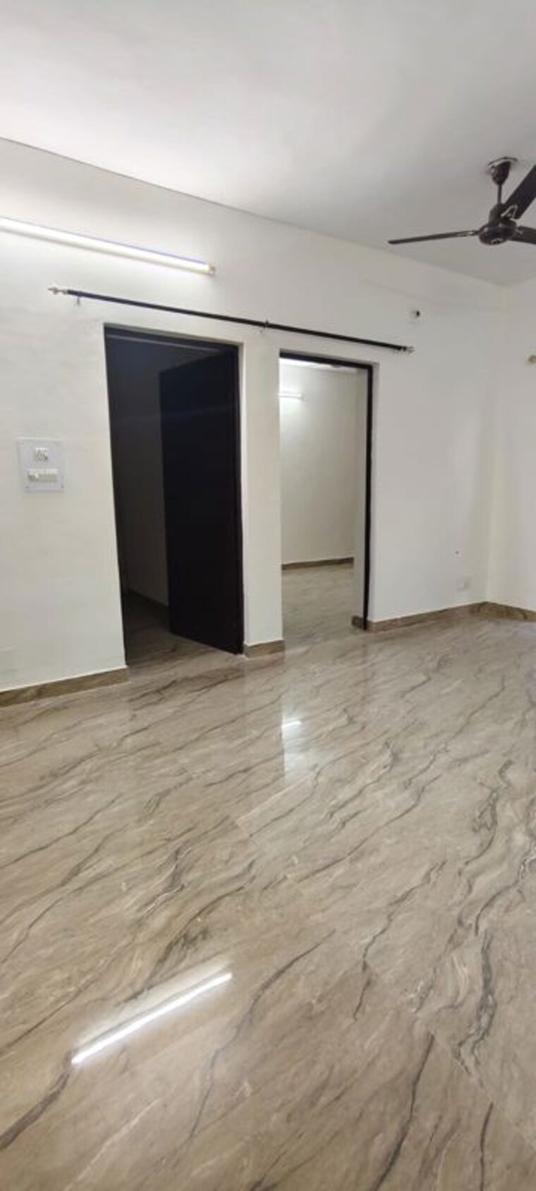 Room, sector 5 dwarka 3 Bedroom 1400 Sq.Ft. Apartment In Sector 5 Dwarka Delhi 10220767