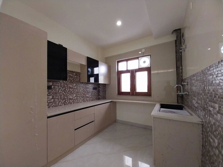 Kitchen, sector 4 dwarka 3 Bedroom 1600 Sq.Ft. Apartment In Sector 4 Dwarka Delhi 10220805
