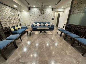 2 BHK Apartment For Rent in Group Seven Rushi Heights, Goregaon East