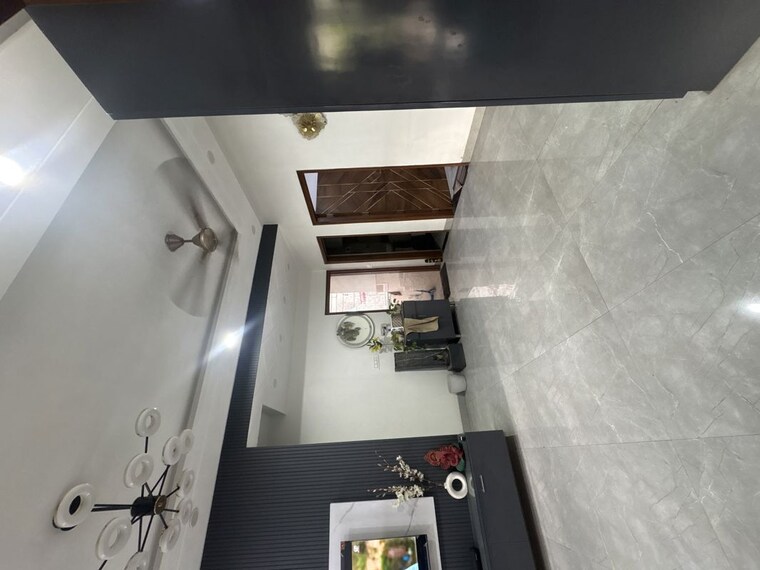 Room, indraprastha 3 Bedroom 1500 Sq.Ft. Apartment In Indraprastha Delhi 10220749