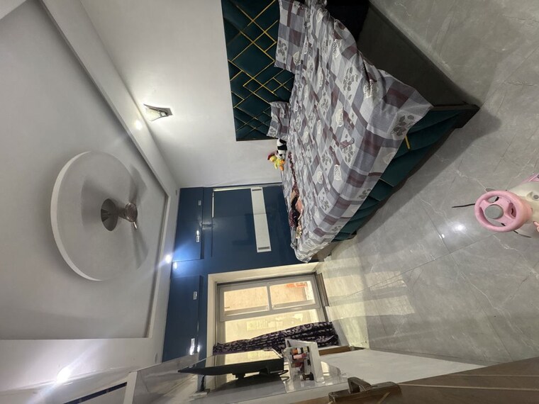 Room, indraprastha 3 Bedroom 1500 Sq.Ft. Apartment In Indraprastha Delhi 10220749