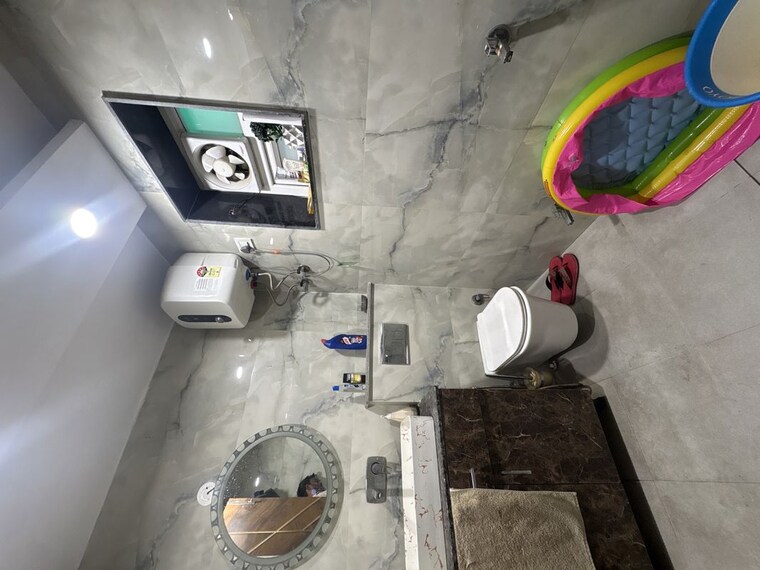 Bathroom, indraprastha 3 Bedroom 1500 Sq.Ft. Apartment In Indraprastha Delhi 10220749