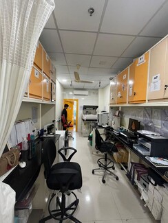 Office Space For Sale in Panch Pakhadi