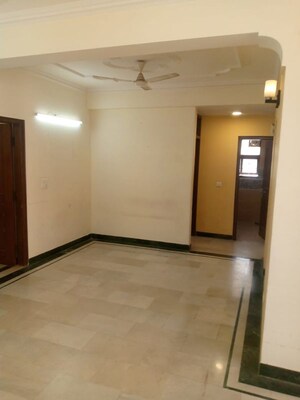Room in 3 BHK Apartment at Sector 22 Dwarka – for Rent
