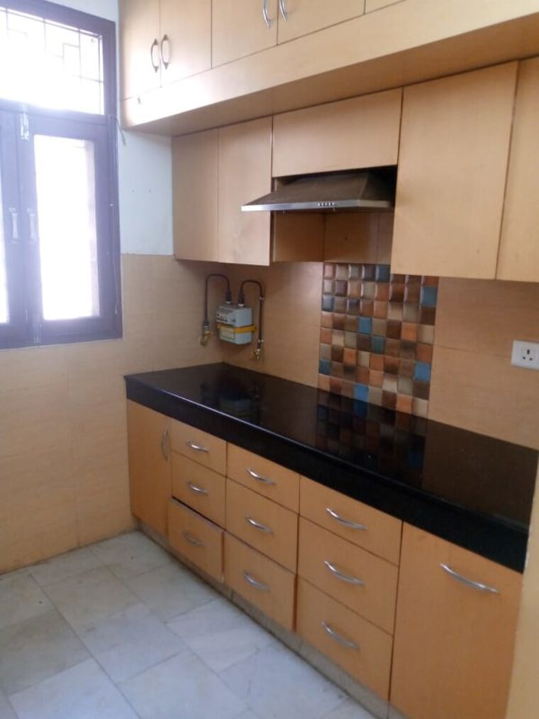 Kitchen, sector 22 dwarka 3 Bedroom 1500 Sq.Ft. Apartment In Sector 22 Dwarka Delhi 10220806