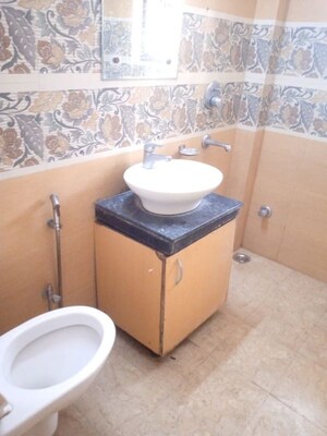 Bathroom in 3 BHK Apartment at Sector 22 Dwarka – for Rent