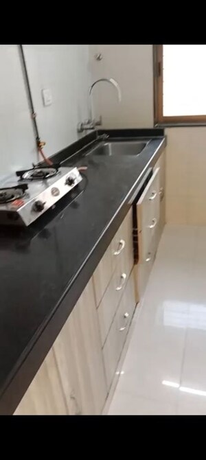 2 BHK Apartment For Rent in Badri Vishal Apartment, Andheri West