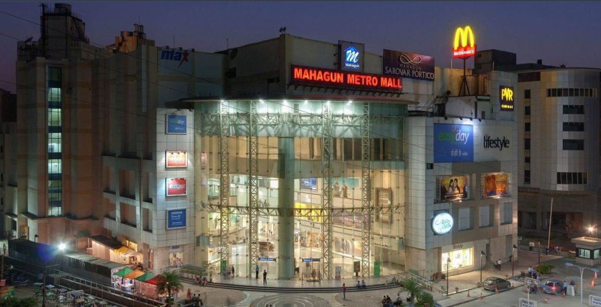 Showroom For Sale in Mahagun Metro Mall