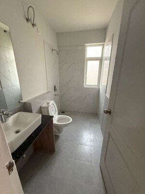 Bathroom in 2.5 BHK Apartment at Silverglades The Melia, Sohna Sector 35 – for Rent
