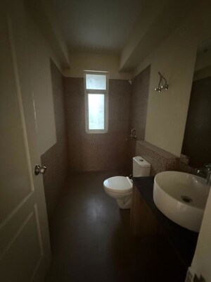 Bathroom in 2.5 BHK Apartment at Silverglades The Melia, Sohna Sector 35 – for Rent
