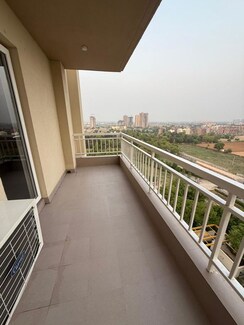 2.5 BHK + Study Room Apartment For Rent in Silverglades The Melia