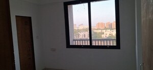 Room in 3 BHK Apartment at Raysan – for Rent