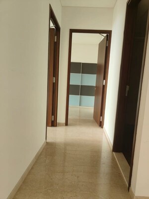 Building Lobby in 3 BHK Apartment at Lokhandwala Minerva Mahalaxmi, Mahalaxmi – for Rent