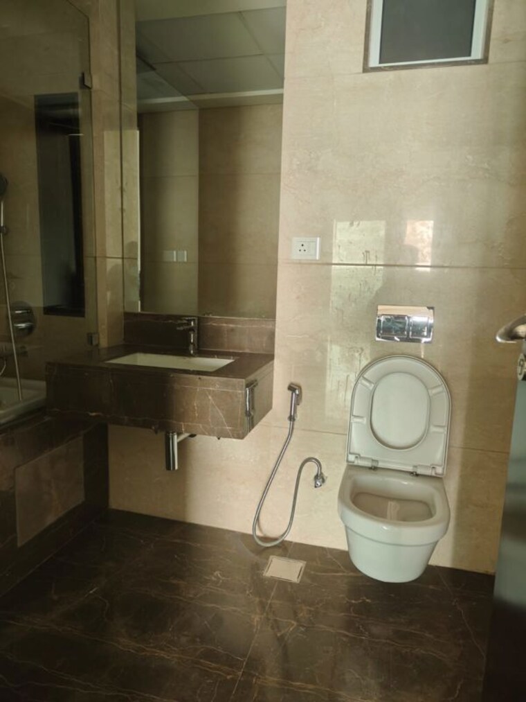 Bathroom, lokhandwala-minerva-mahalaxmi 3 Bedroom 2010 Sq.Ft. Apartment In Mahalaxmi Mumbai 10220895