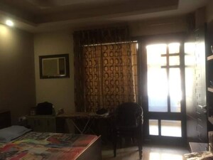 Living Room in 2 BHK Builder Floor at Vaishali Extension – for Rent