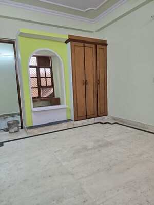 Room in 2 BHK Builder Floor at Ansal Plaza Gurgaon, Palam Vihar – for Sale