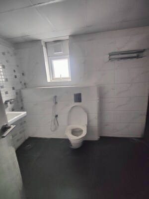 Bathroom in 4 BHK Apartment at Kakatiya Hills, Jubilee Hills – for Rent