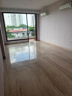4 BHK Builder Floor For Sale in Malibu Town