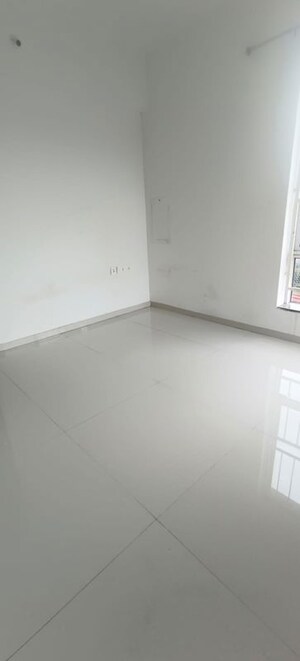 Room in 2 BHK Apartment at Warje – for Rent