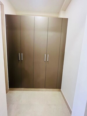 Furnished Amenities in 1 BHK Builder Floor at Sector 38 – for Rent