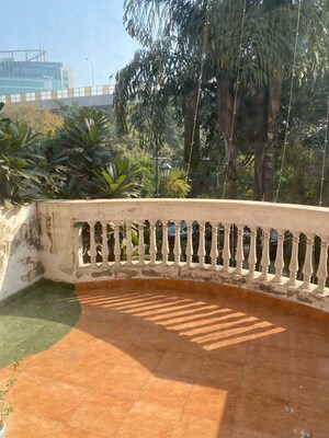 5 BHK Villa – Exterior View View at Unitech South City II, Sector 50 - for Rent