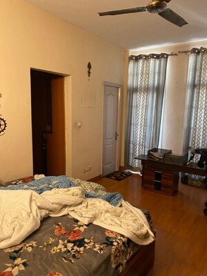 Bedroom in 5 BHK Villa at Unitech South City II, Sector 50 – for Rent
