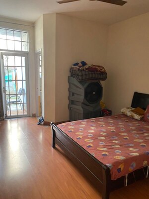 Bedroom in 5 BHK Villa at Unitech South City II, Sector 50 – for Rent