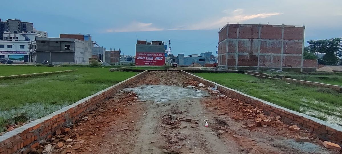 Plot For Sale in Sultanpur