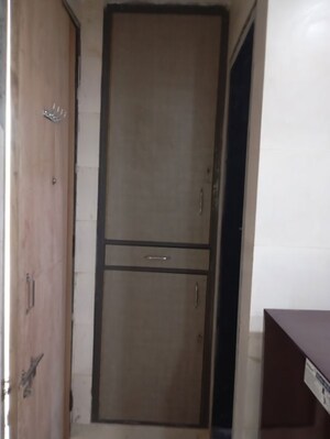 Furnished Amenities in Studio Builder Floor at Kailash Colony – for Rent