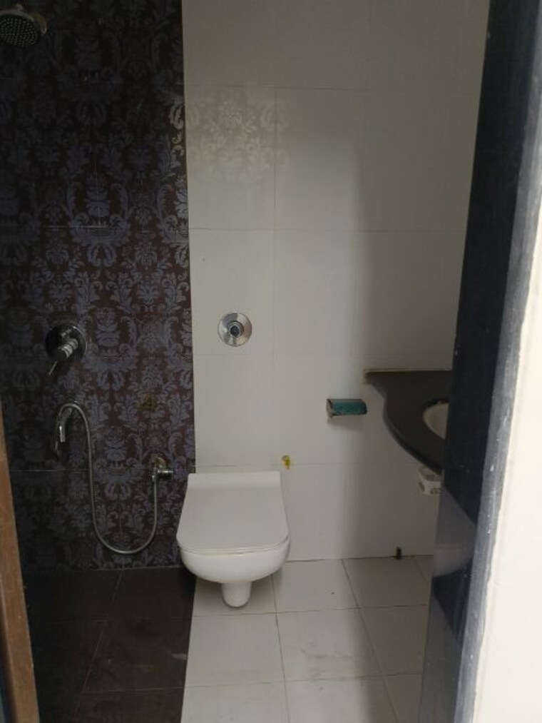 Bathroom, sanghvi-heights-phase-2 2 Bedroom 637 Sq.Ft. Apartment In Wadala Mumbai 10221627