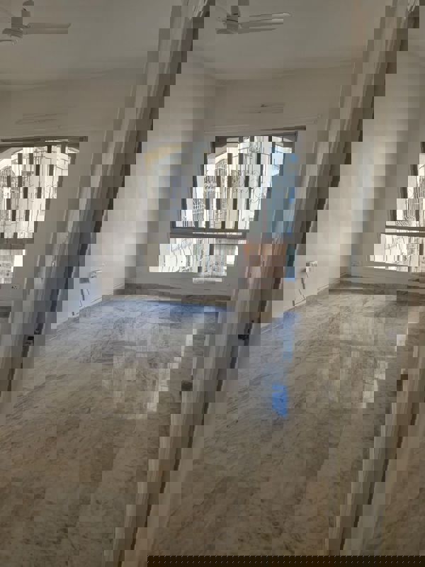 2 BHK 700 Sq.Ft. Apartment in Karan CHS Versova