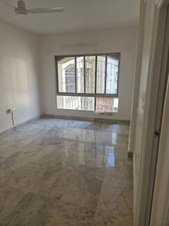 2 BHK Apartment For Rent in Karan CHS Versova