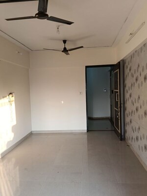Room in 1 BHK Apartment at Tharwanis Rosalie, Kalyan West – for Rent