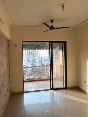 Room in 1 BHK Apartment at Tharwanis Rosalie, Kalyan West – for Rent