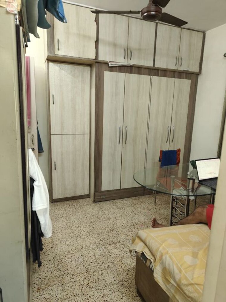 Bathroom, shree-chintamani-chs 2 Bedroom 650 Sq.Ft. Apartment In Natu Paranjpe Colony Thane 10221644