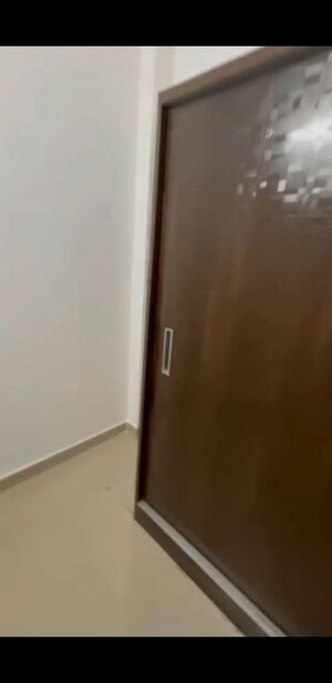 Furnished Amenities in 2.5 BHK Apartment at Hawelia Valenova Park, Tech Zone 4 Greater Noida – for Sale