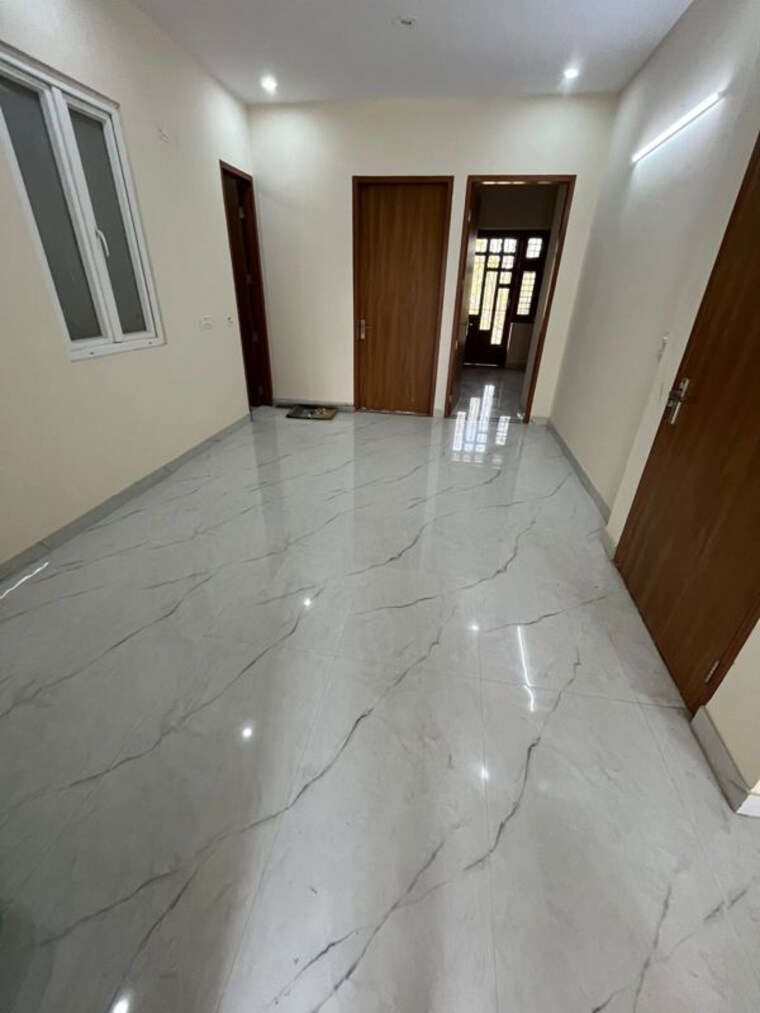 Room, sector 39 3 Bedroom 1550 Sq.Ft. Builder Floor In Sector 39 Gurgaon 10221635