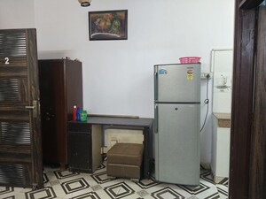 Master Bedroom in 1 BHK Apartment at Panchsheel Vihar – for Rent