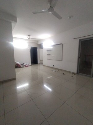 3 BHK Apartment For Rent in Gulshan Bellina, Sector 16 Greater Noida