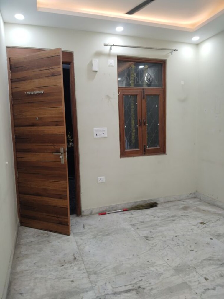 Room, khirki extension 1 Bedroom 500 Sq.Ft. Apartment In Khirki Extension Delhi 10221686