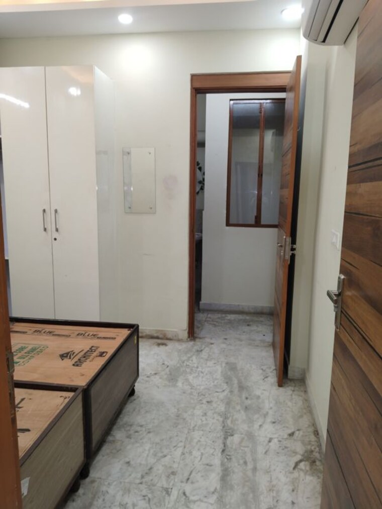 Room, khirki extension 1 Bedroom 500 Sq.Ft. Apartment In Khirki Extension Delhi 10221686