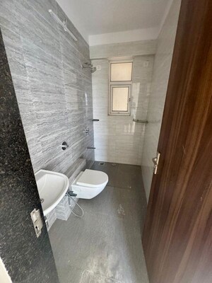 Bathroom in 3 BHK Apartment at Vertex Solitaire, Kalyan West – for Rent