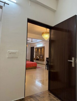 Room in 3 BHK Apartment at AVJ Heightss, Zeta I Greater Noida – for Rent