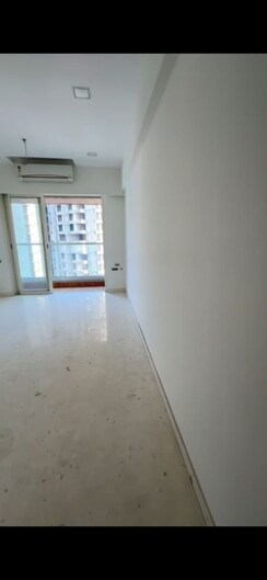 2 BHK Apartment For Rent in Ekta Tripolis