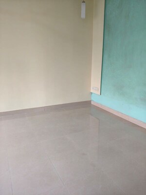 Room in 3 BHK Apartment at Serenity CHS	, Jogeshwari West – for Rent